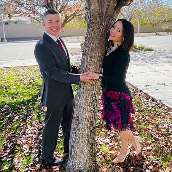 Poshmark profile picture for @arizona